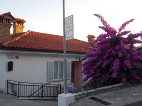 Apartments & Rooms Karmen